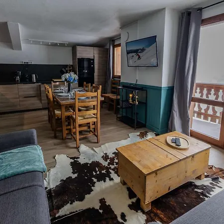 Convivial, Vue Panoramique - 8 Pers. Appartement